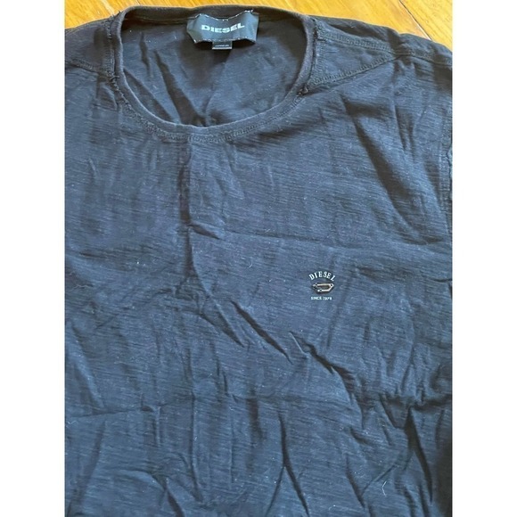 Women's Diesel Black Tshirt w/ Logo. Size Medium - Picture 2 of 3